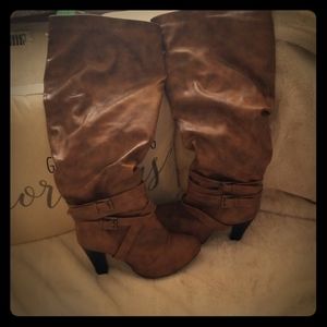 Brown slouch boot